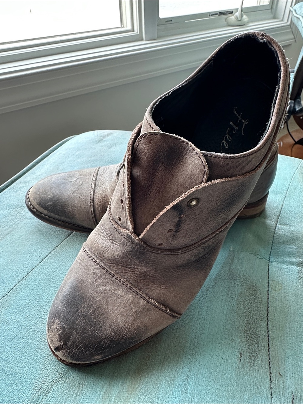 Free People Rogue Darby Distressed Leather Oxfords 6